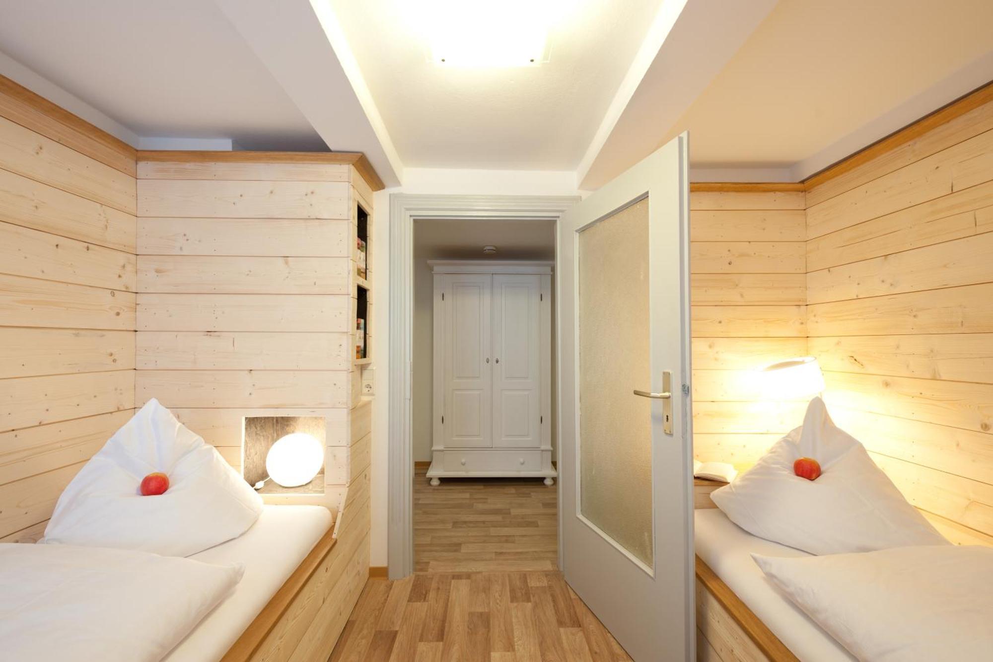 Schlaf-Gut Appartments Quedlinbourg Extérieur photo